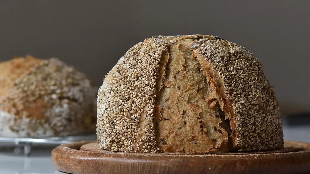 Czy chleb bezglutenowy tuczy? Rozwiewamy mity
