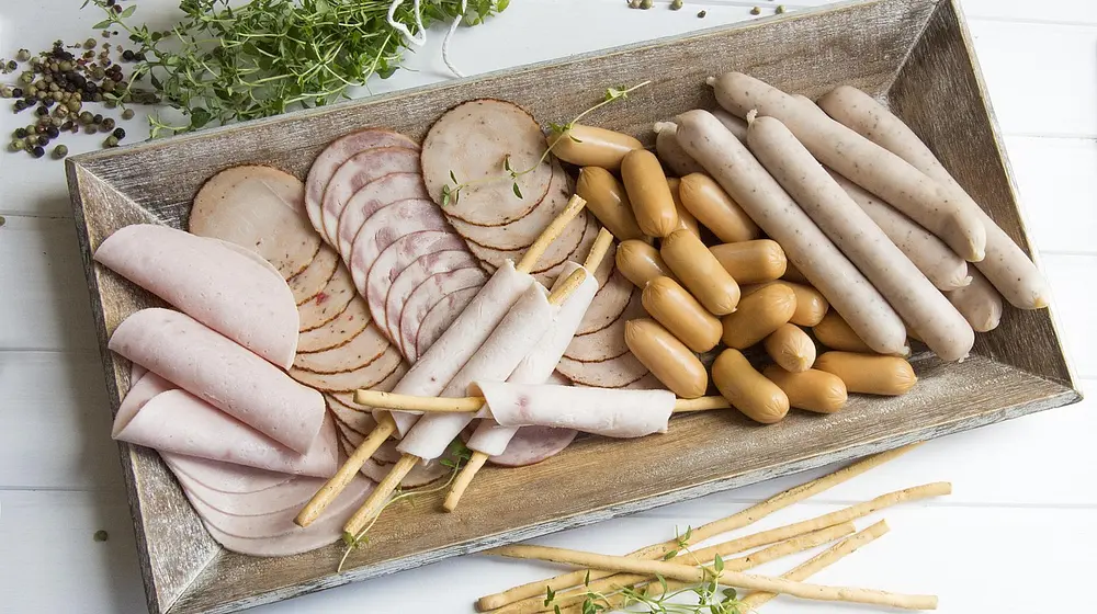 Ile kalorii mają parówki Berlinki? Wartości odżywcze