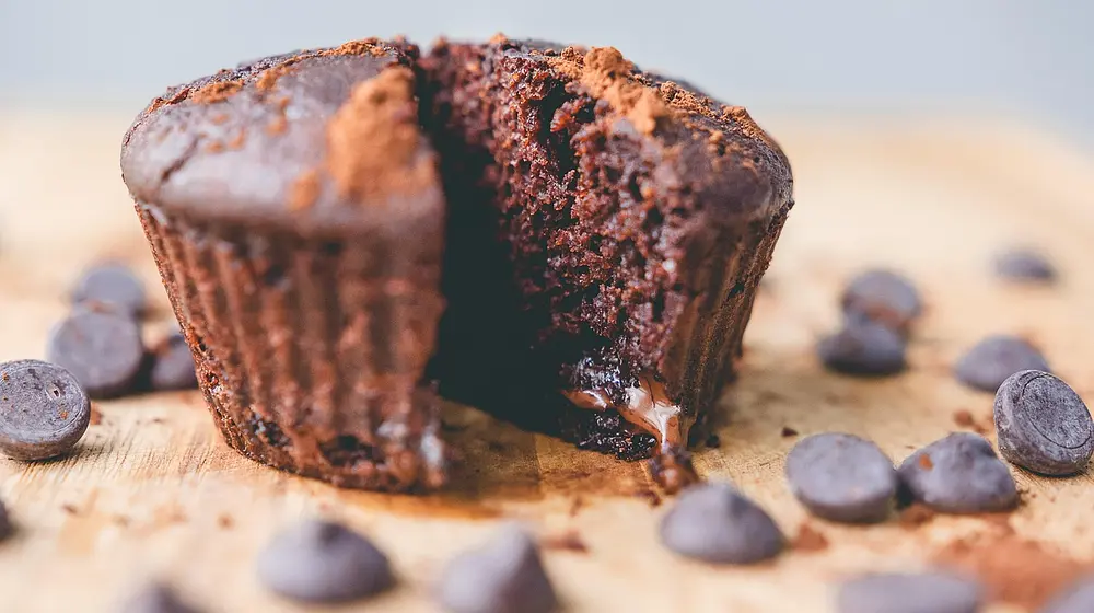 Czy kaloria to zawsze kaloria? – różnice między jakością jedzenia a liczbami