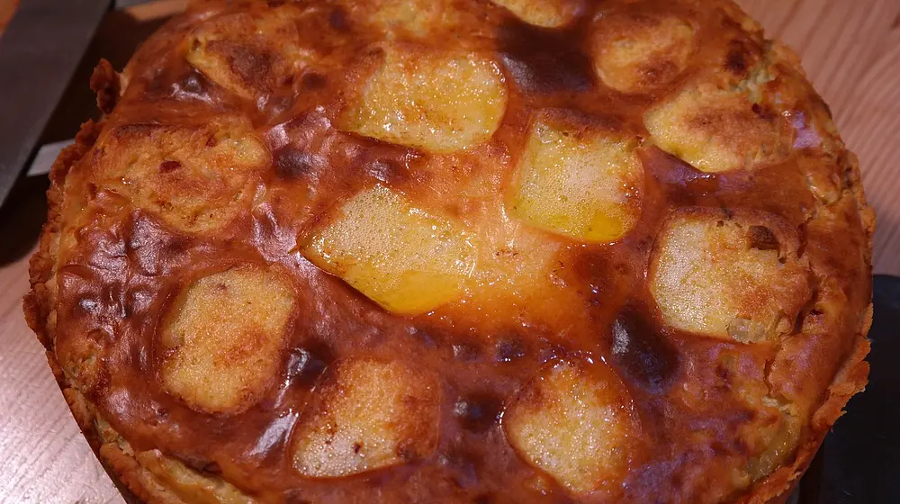 Ile kalorii ma placek ziemniaczany?