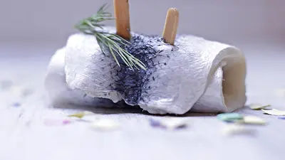 Czy śledzie w oleju tuczą? Fakty o kaloriach i zdrowiu