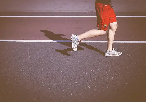 Jak zapobiegać urazom podczas treningu siłowego efektywnie