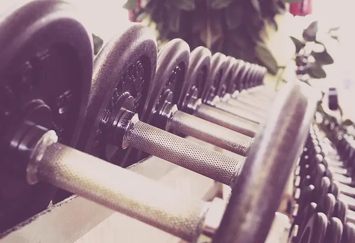 Trening na redukcję – skuteczne spalanie tłuszczu