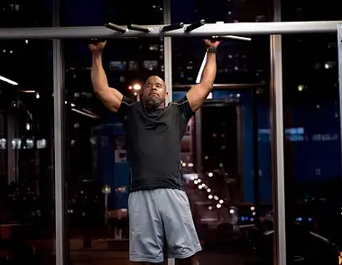 Podciąganie na drążku – Jak zacząć i dojść do mistrzostwa