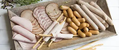 Ile kalorii mają parówki Berlinki? Sprawdź teraz