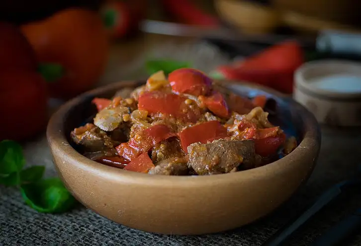 Ile kalorii ma tortilla? Sprawdź fakty