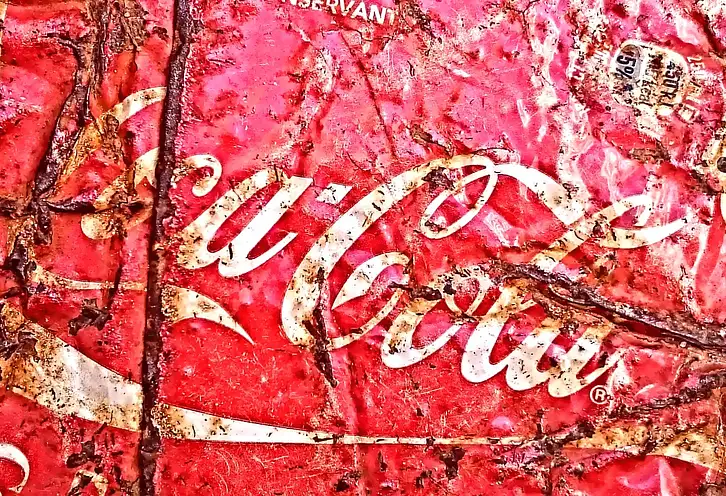 Ile kalorii ma Coca-Cola? Sprawdź fakty