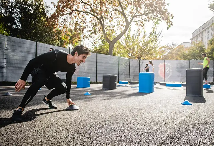 Trening cardio vs. siłowy – wybierz najlepszą opcję!