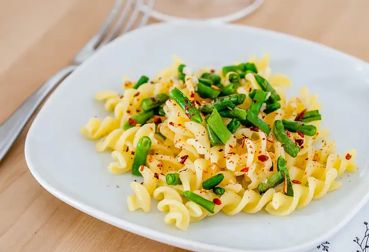 Czy fasolka szparagowa tuczy? Fakty i porady