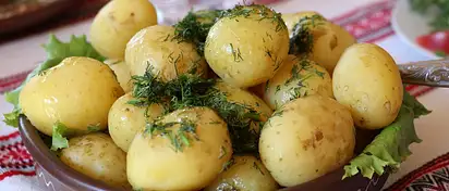 Ile kalorii ma ziemniak?