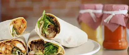 Ile kalorii ma kebab w tortilli? Sprawdź wartości