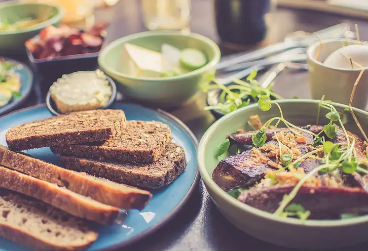 Ile kalorii powinienem jeść? Oblicz zapotrzebowanie