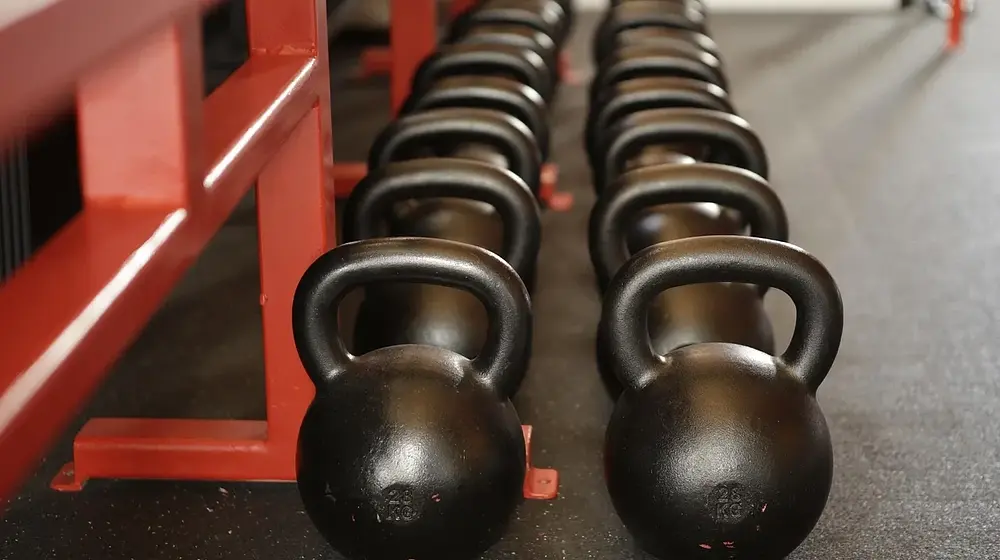 Jak wyglądają zajęcia Body Pump i co oferują?